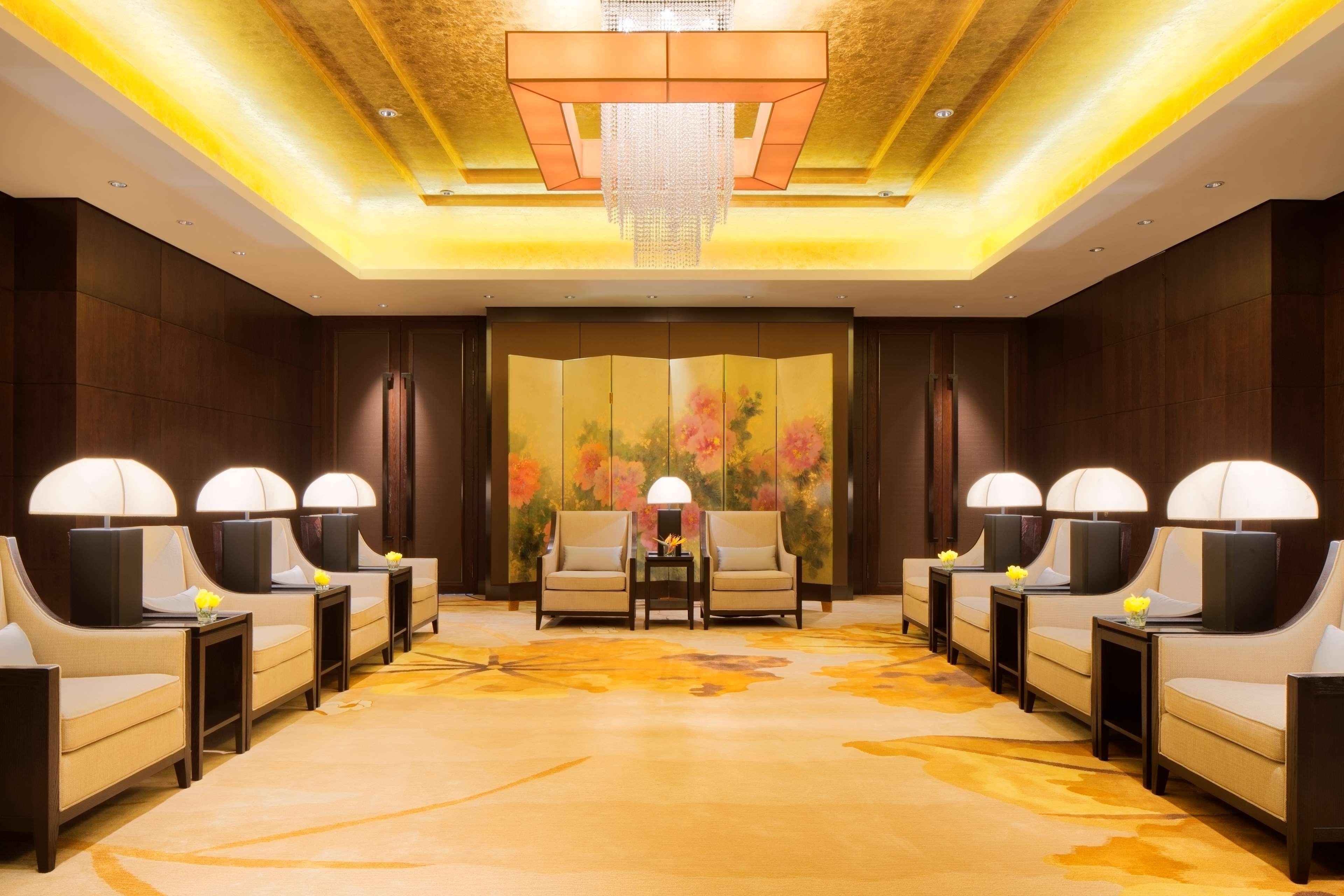 Chongqing Ronghui Grand Hotel Exteriör bild