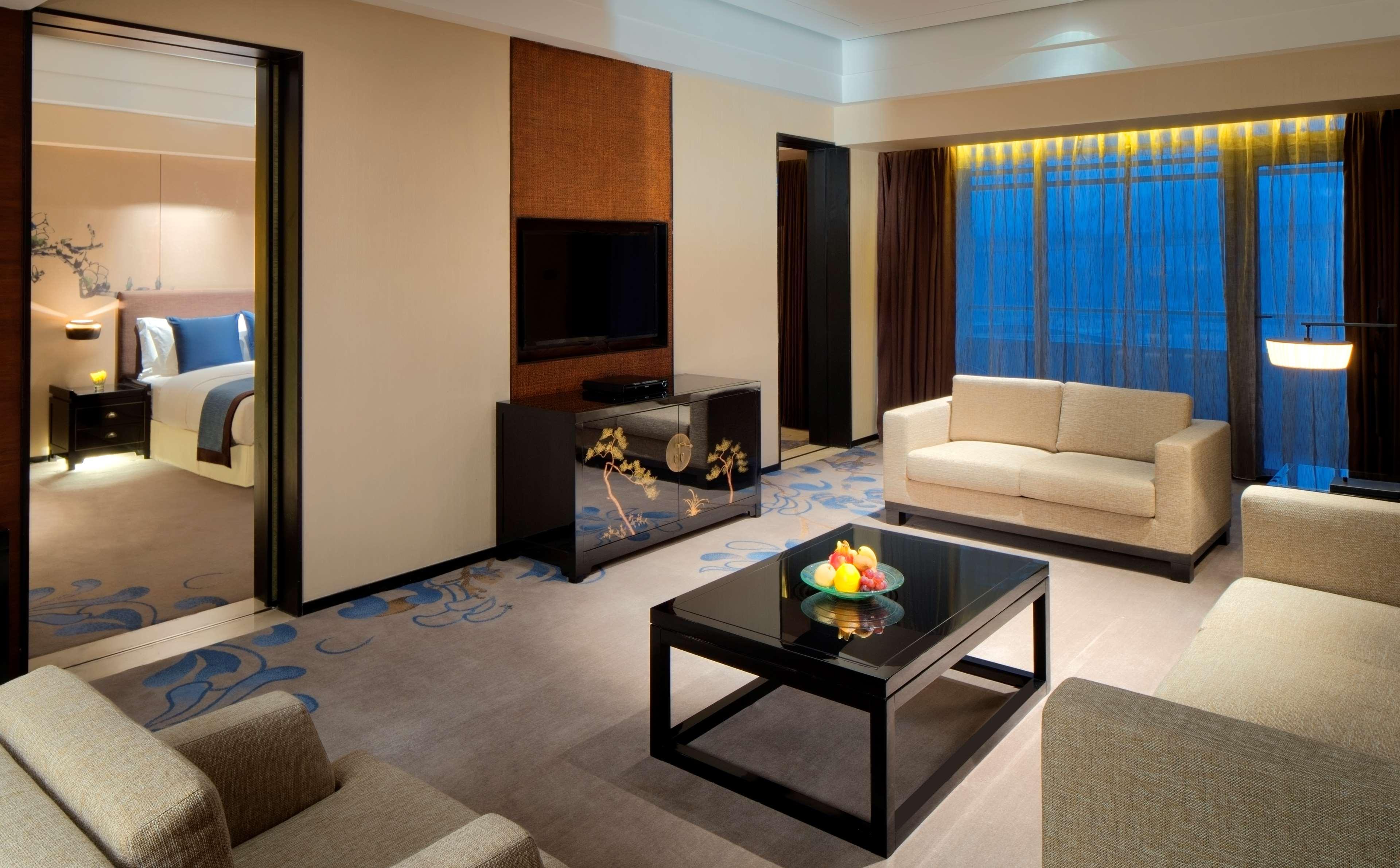 Chongqing Ronghui Grand Hotel Exteriör bild