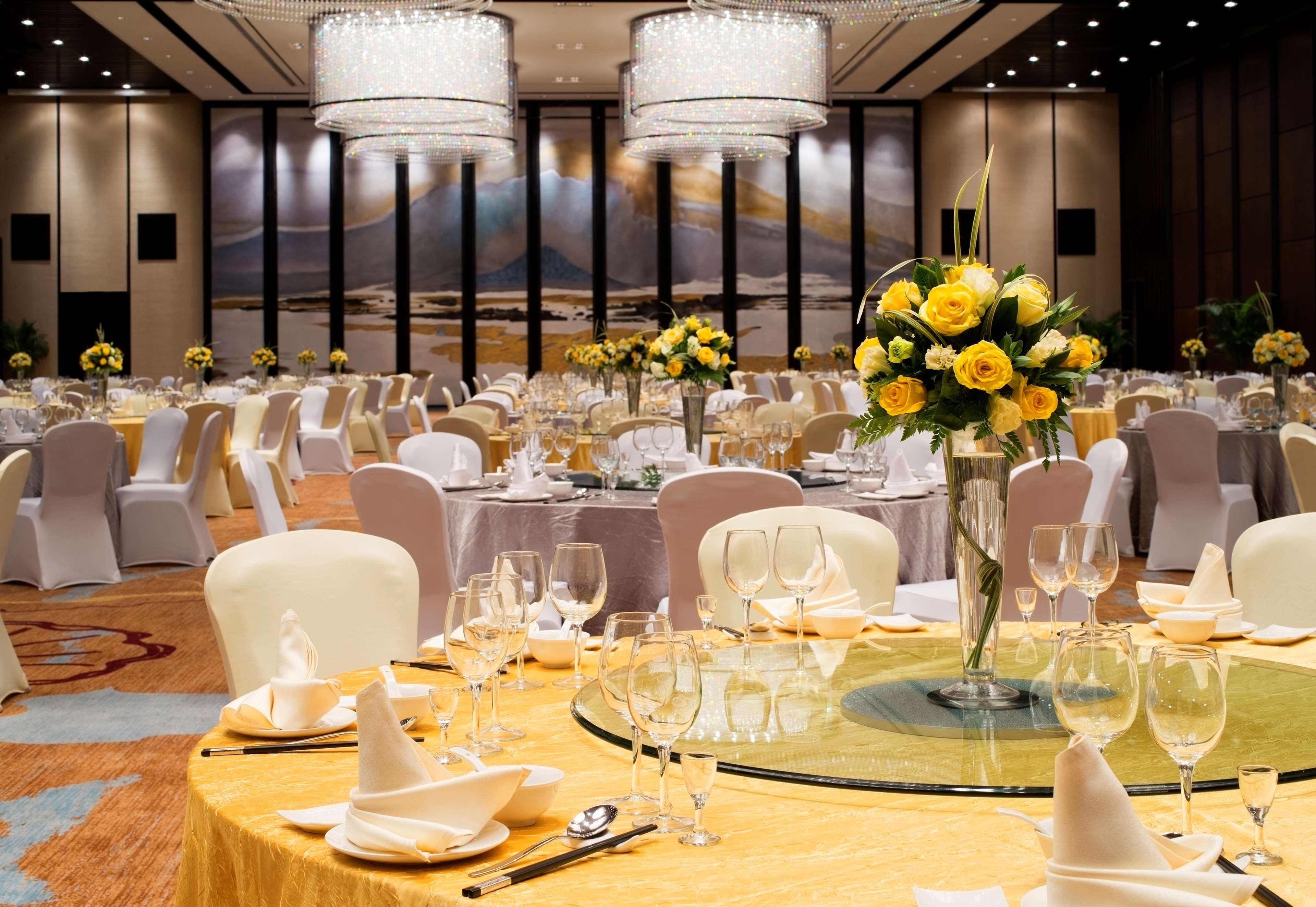 Chongqing Ronghui Grand Hotel Exteriör bild