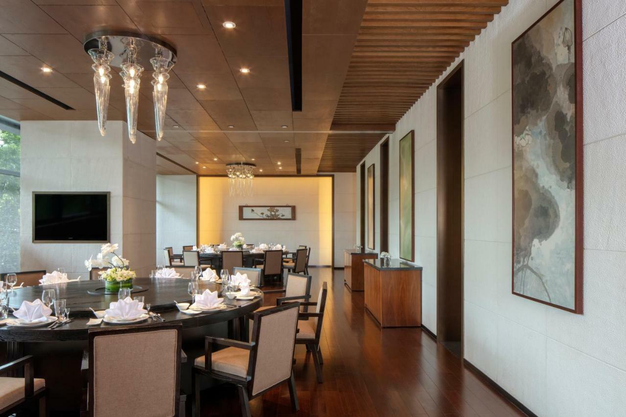 Chongqing Ronghui Grand Hotel Exteriör bild